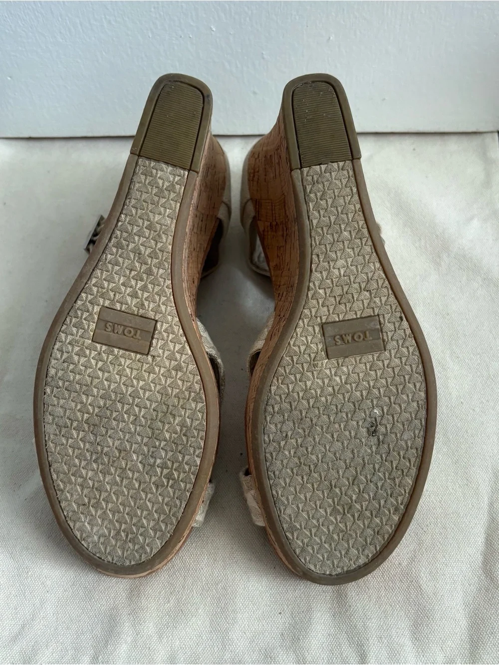 TOMS Women’s Beige Canvas Wedge Sandals Ankle Strap Buckle US 9